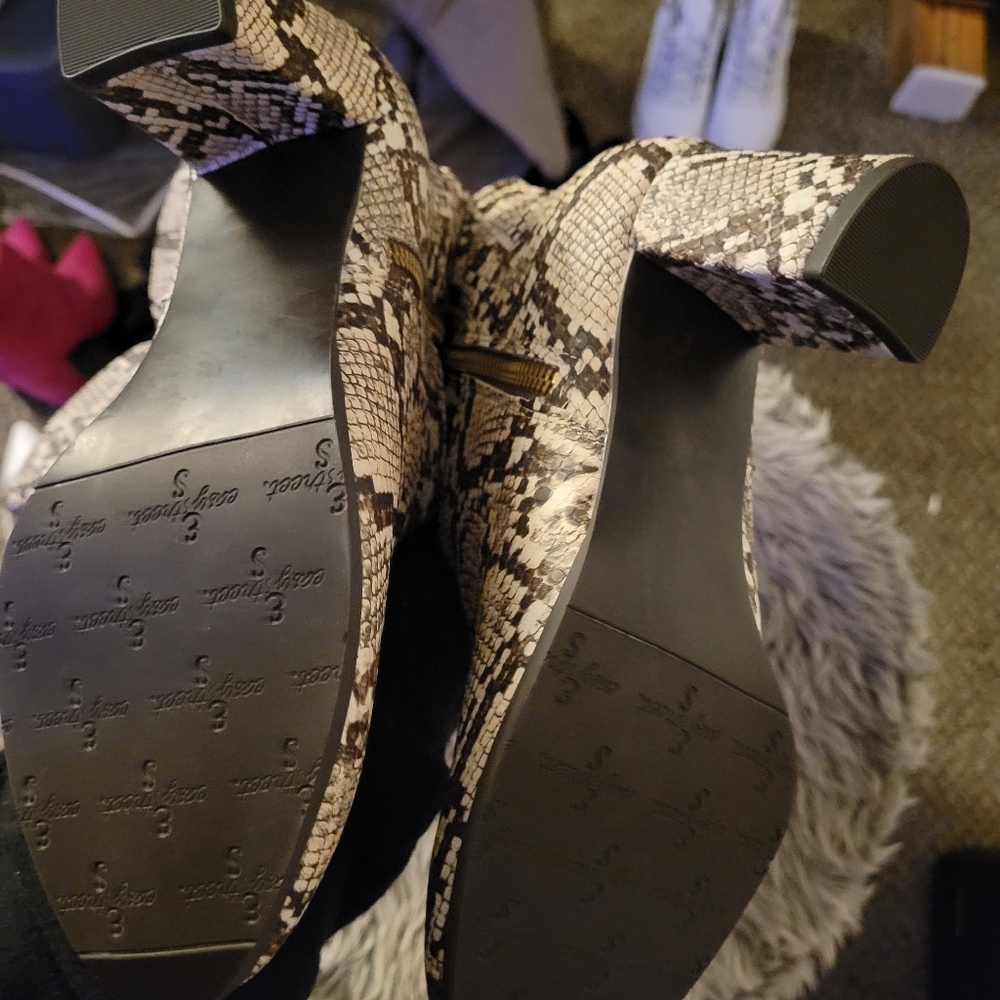Mara slouch boot - Picture 2 of 5